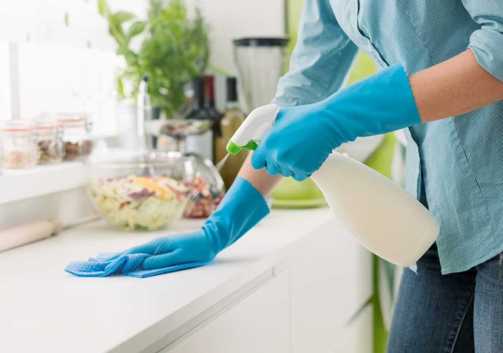 coronavirus home cleaning and disinfection